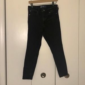 Black GAP Skinny Jeans Size 8